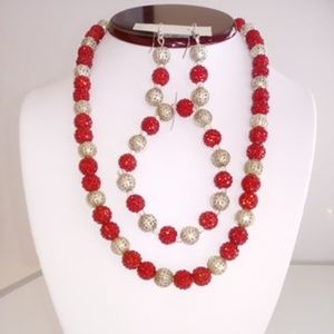 Handmade Jewelry: Necklace + Earrings + Bracelet